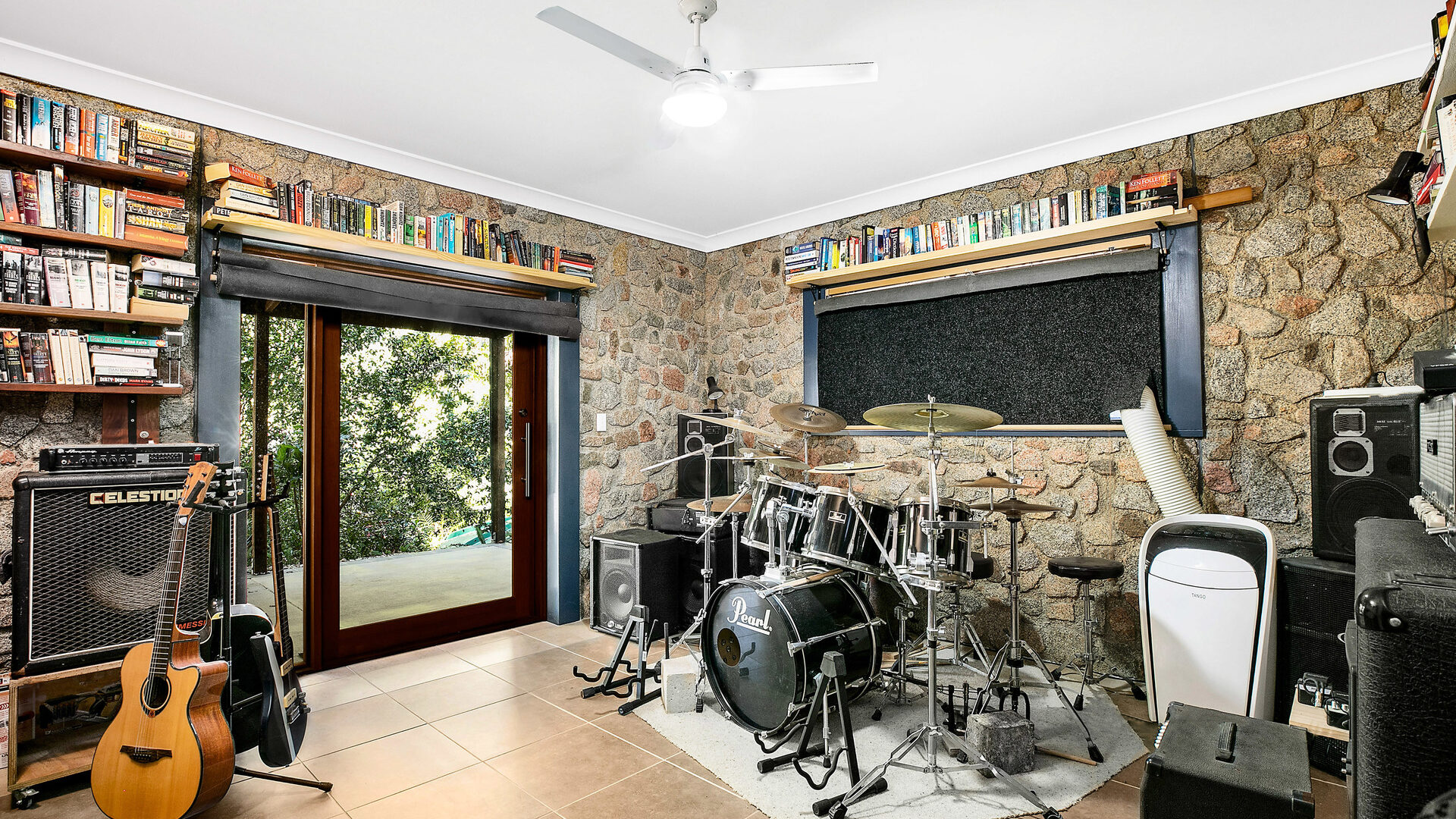 Sold - 200 Tanawha Tourist Drive - New Property in Tanawha - Real Estate by Shaun Hammill