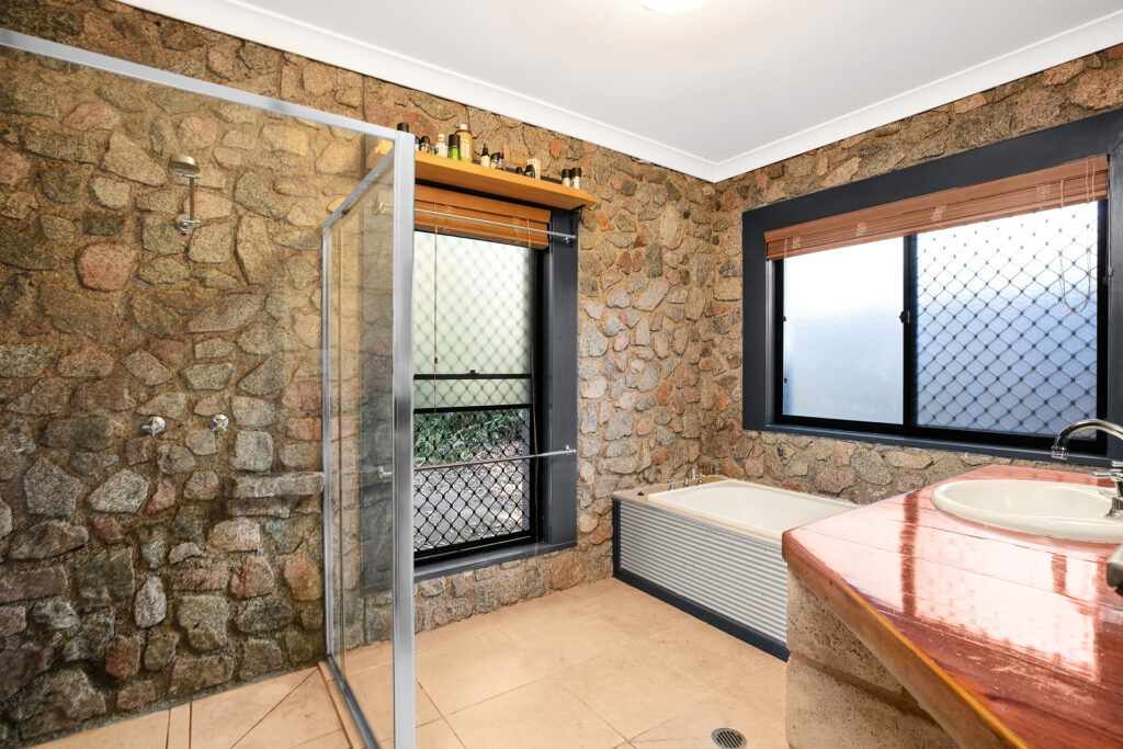 Sold - 200 Tanawha Tourist Drive - New Property in Tanawha - Real Estate by Shaun Hammill