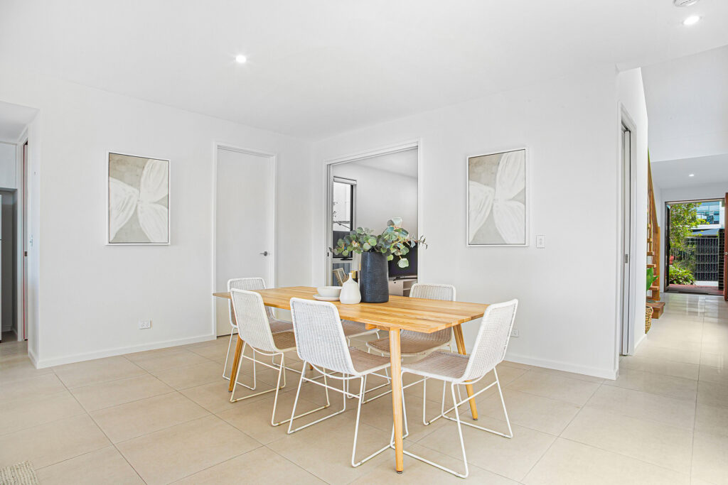 Sold - 50 Reflection Crescent - New Property in Birtinya - Real Estate by Vicki Stewart