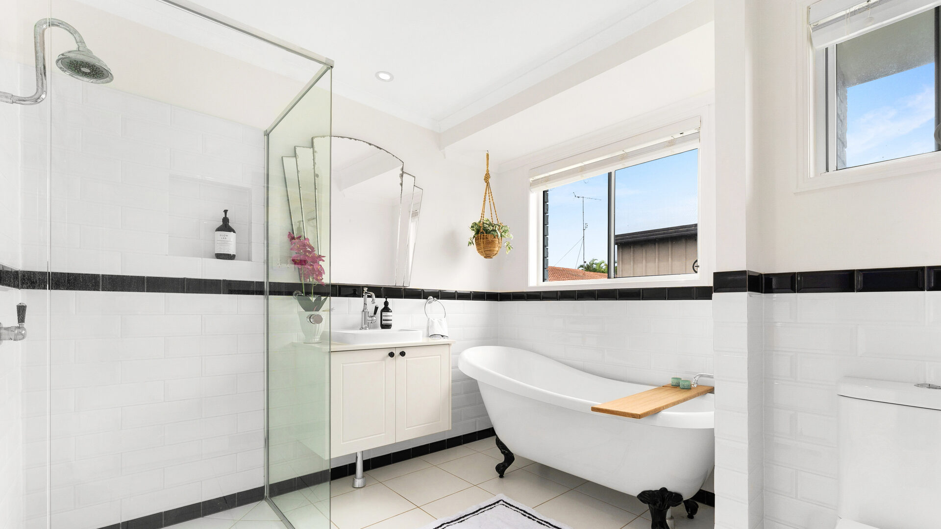 Sold - 5 Lillypilly Place - New Property in Mooloolaba - Real Estate by Damien Michael