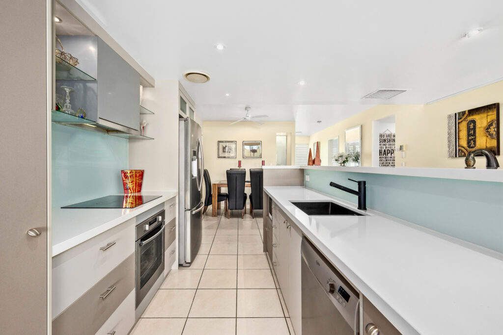 Sold - 33/1 Grenada Way - New Property in Kawana Island - Real Estate by Vicki Stewart