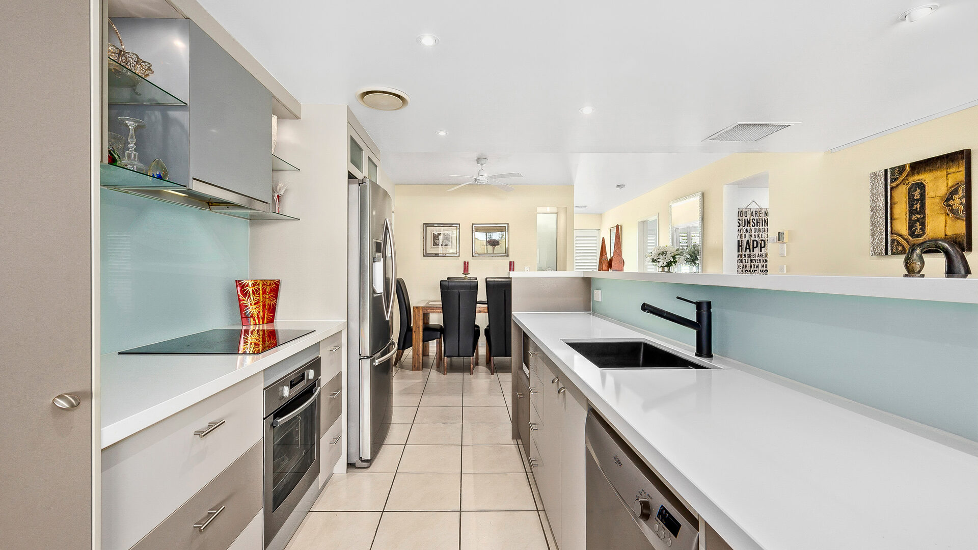 Sold - 33/1 Grenada Way - New Property in Kawana Island - Real Estate by Vicki Stewart