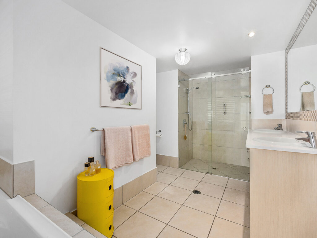 Sold - 33/1 Grenada Way - New Property in Kawana Island - Real Estate by Vicki Stewart