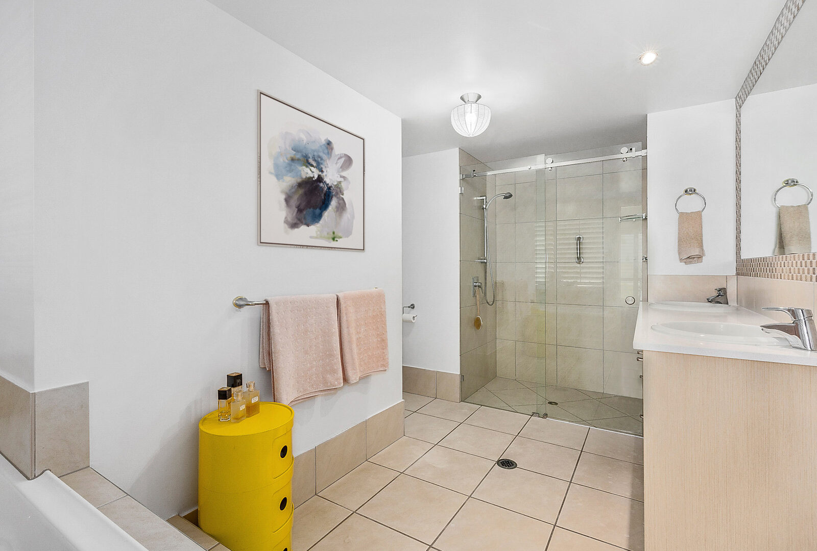 Sold - 33/1 Grenada Way - New Property in Kawana Island - Real Estate by Vicki Stewart
