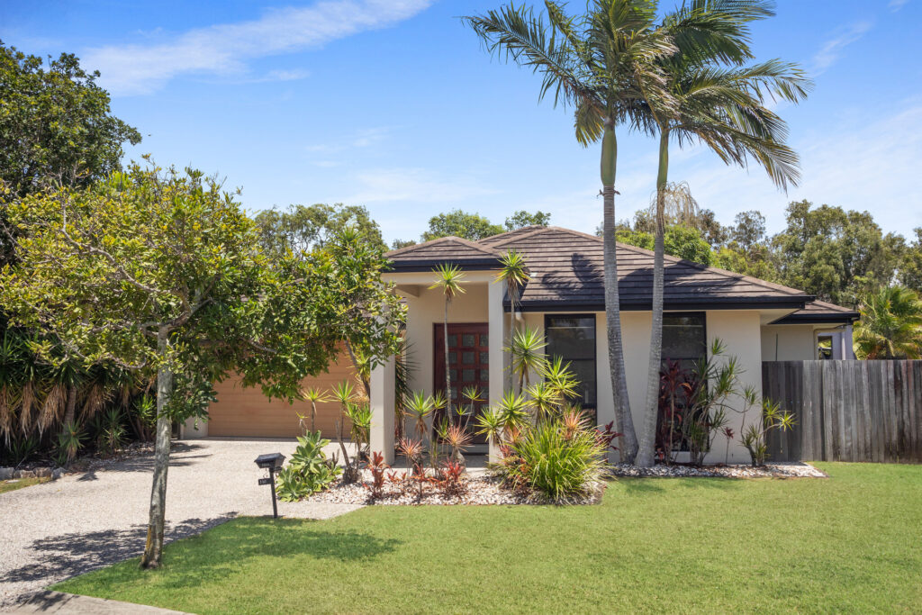 Sold - 110 Grand Parade - New Property in Parrearra - Real Estate by Vicki Stewart