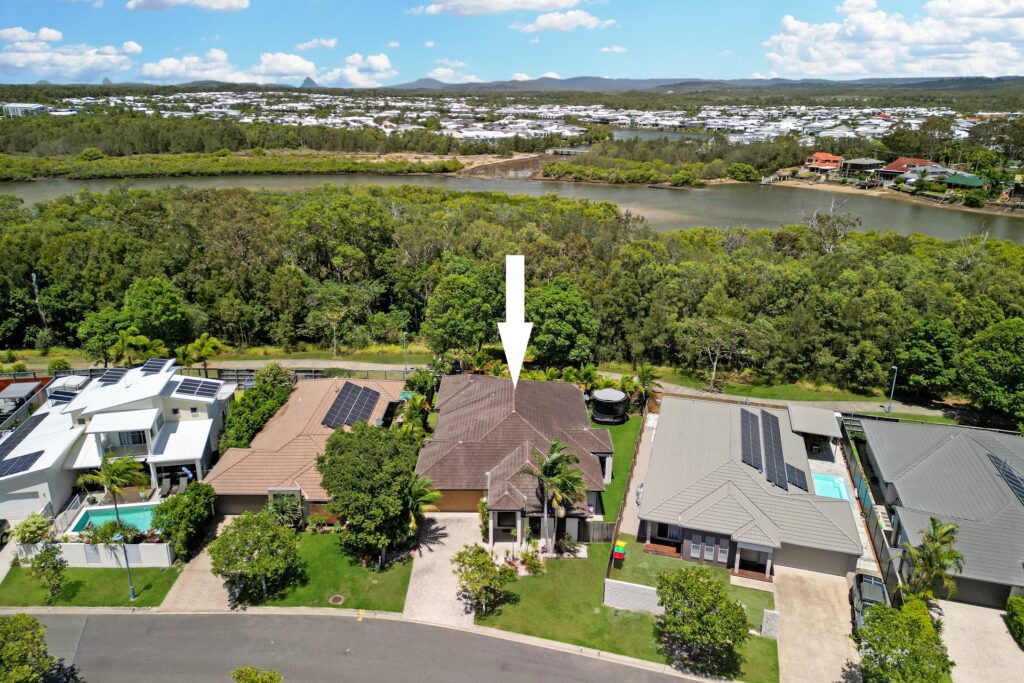 Sold - 110 Grand Parade - New Property in Parrearra - Real Estate by Vicki Stewart
