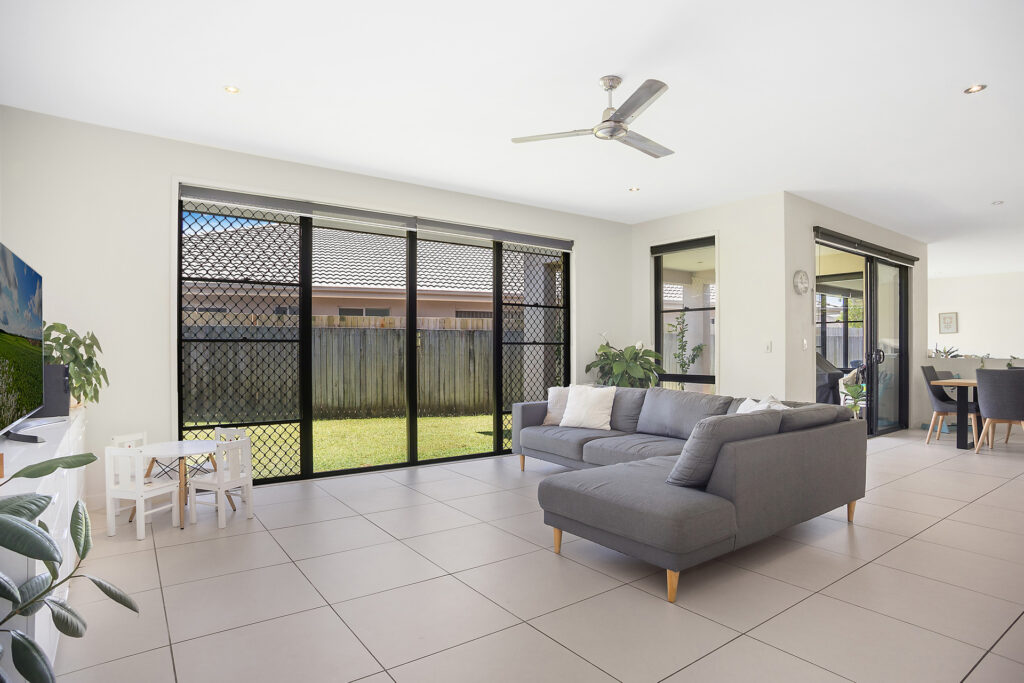 Sold - 110 Grand Parade - New Property in Parrearra - Real Estate by Vicki Stewart