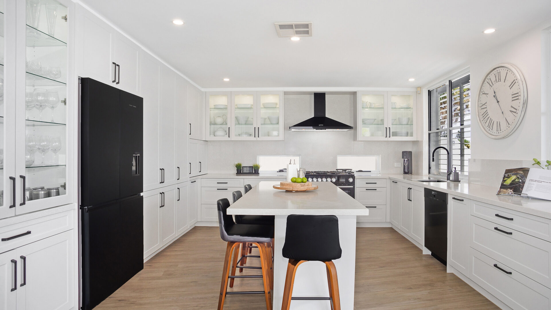 Sold - 6 Cayman Place - New Property in Kawana Island - Real Estate by Vicki Stewart