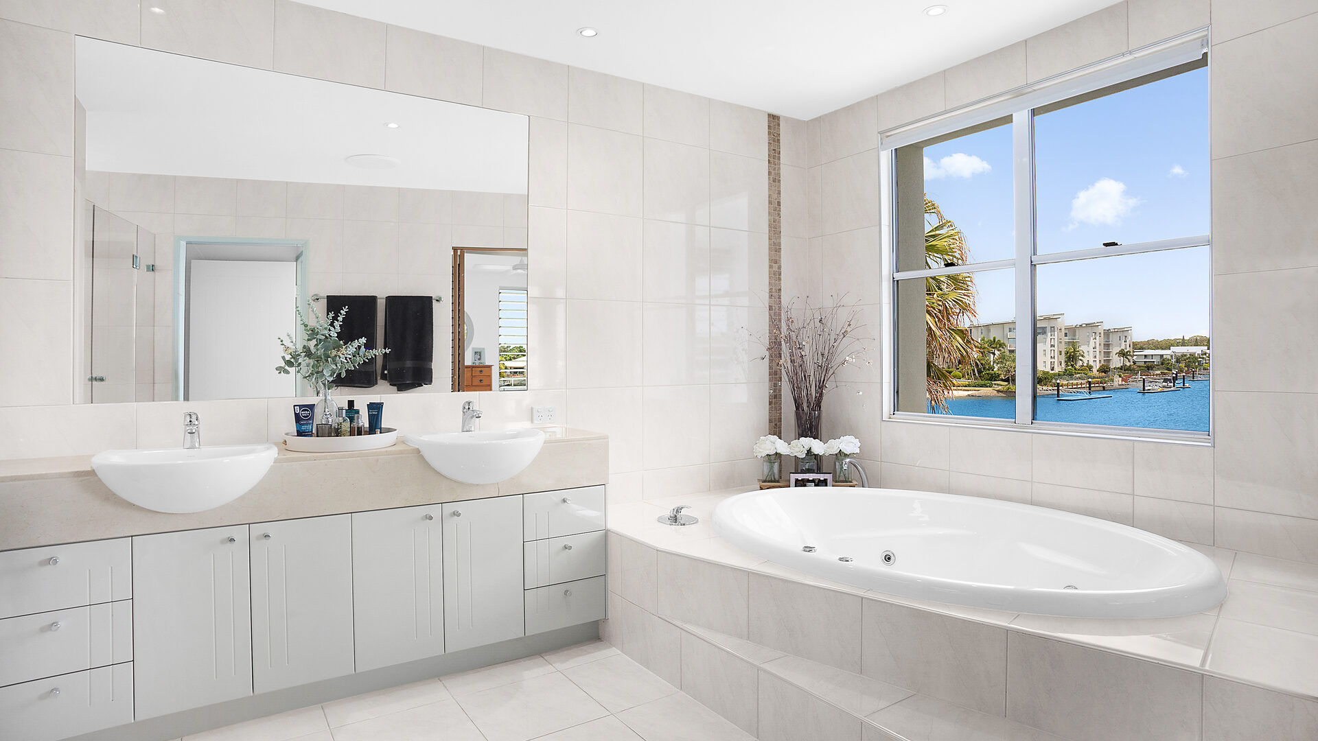 Sold - 6 Cayman Place - New Property in Kawana Island - Real Estate by Vicki Stewart