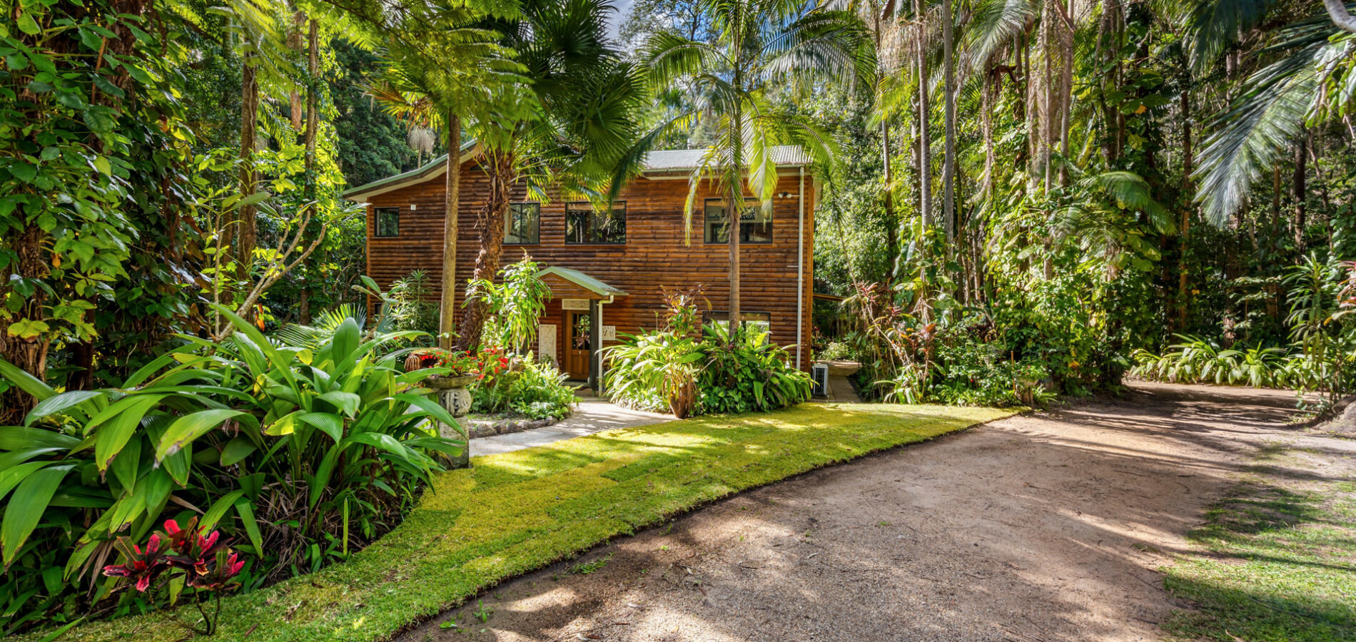 Sold - 5 Clorinda Place - New Property in Palmview - Real Estate by Shaun Hammill