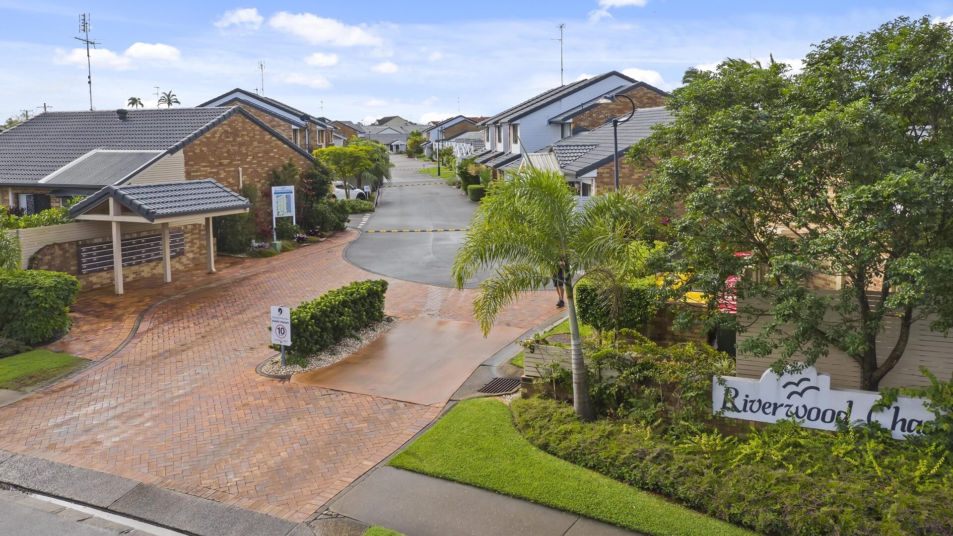 Sold - 8/9 Maroochy Waters Drive - New Property in Maroochydore - Real Estate by Rosie Ryan