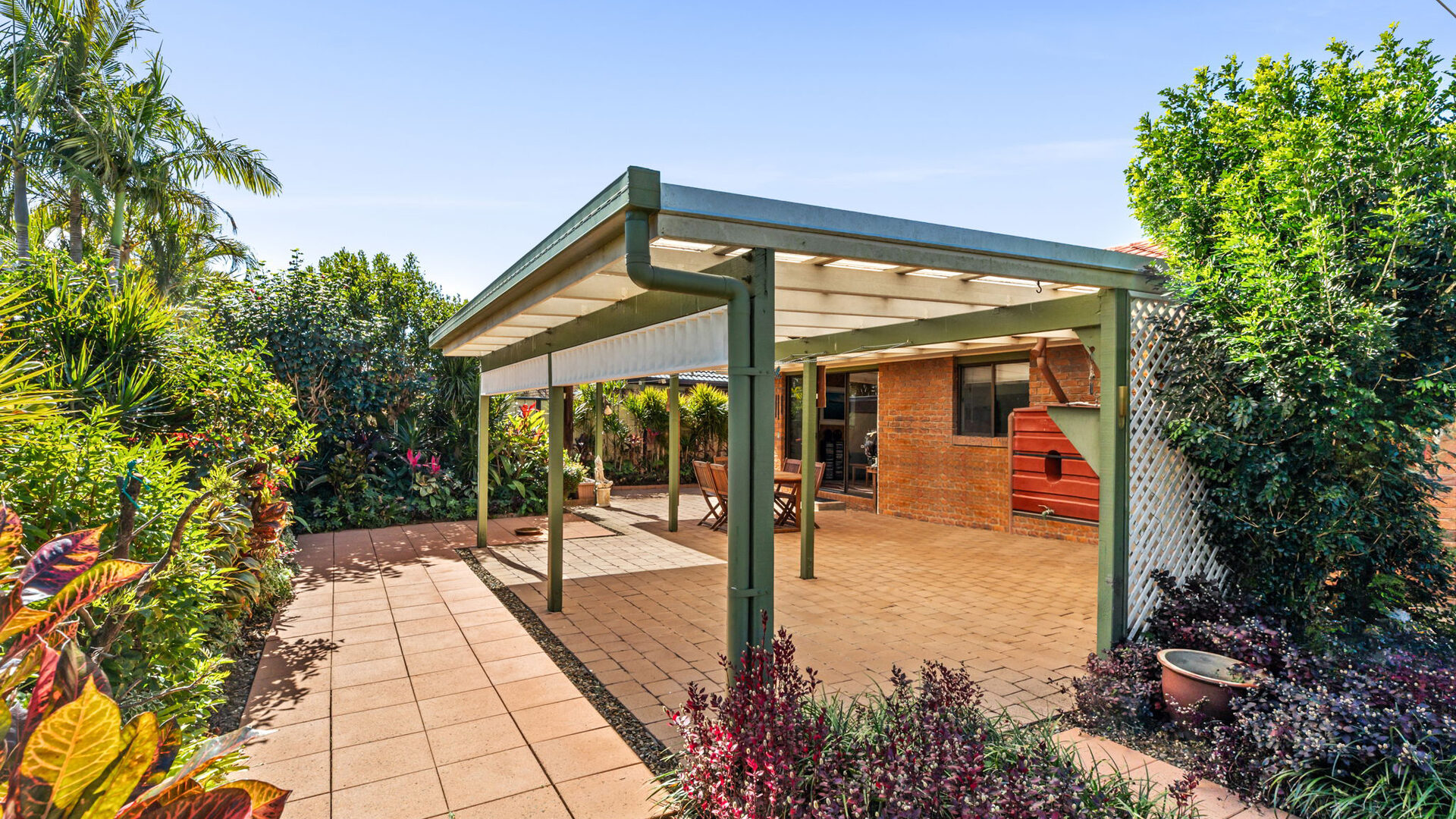 Sold - 6 Sunpointe Street - New Property in Maroochydore - Real Estate by Vicki Stewart