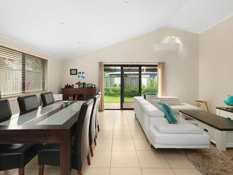 19 Beltana Crescent, Buddina