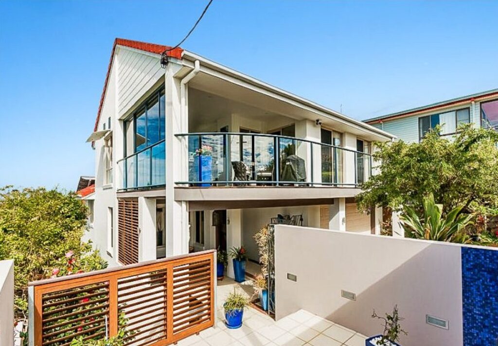 Sold - 33 Tantula Road East - New Property in Alexandra Headland - Real Estate by Chris Pace