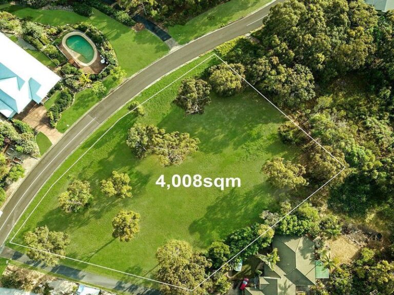 Sold - 46-52 Karnu Drive - New Property in Valdora - Real Estate by Matt Diesel