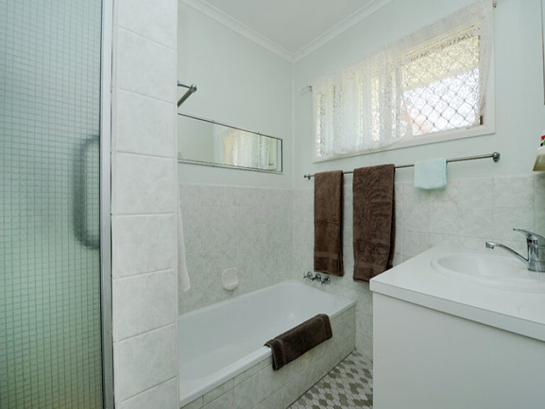 Sold - 15 Murray Crescent - New Property in NAMBOUR - Real Estate by Peter Hill