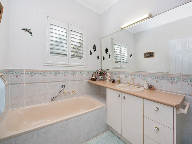 Sold - 13/10 Price Lane - New Property in BUDERIM - Real Estate by Peter Hill