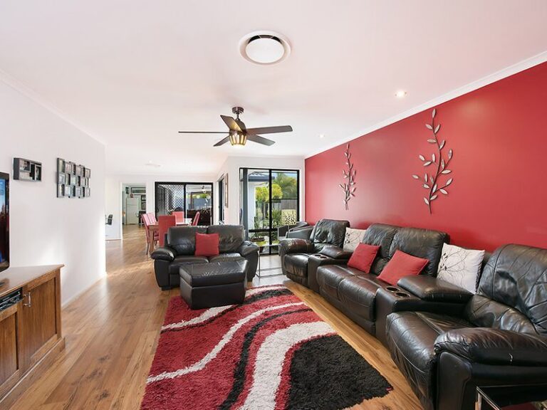 Sold - 269 University Way - New Property in SIPPY DOWNS - Real Estate by Peter Hill