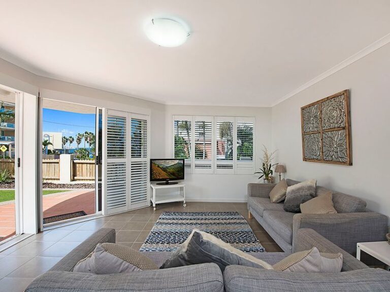 Sold - 3/2 Douglas Street - New Property in MOOLOOLABA - Real Estate by Peter Hill