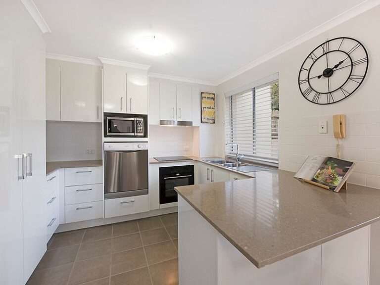 Sold - 3/2 Douglas Street - New Property in MOOLOOLABA - Real Estate by Peter Hill