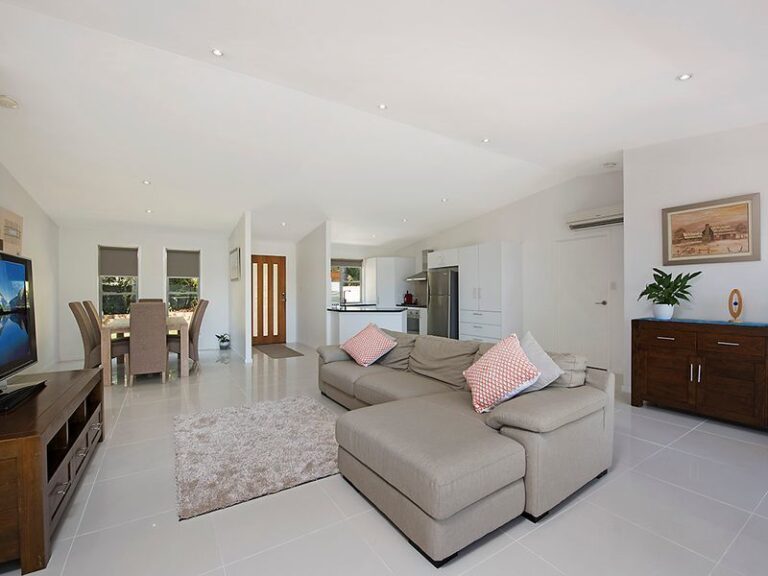 Sold - 213 Panorama Drive - New Property in ROSEMOUNT - Real Estate by Peter Hill