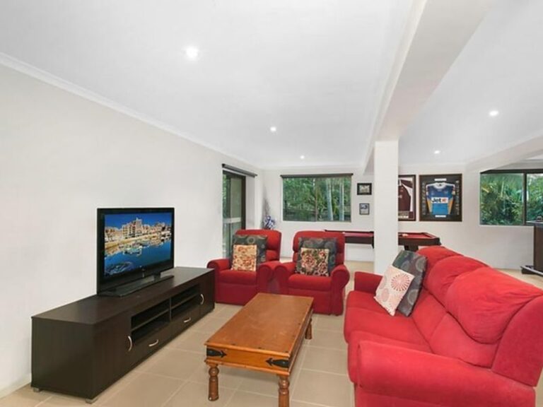 Sold - 3 Holly Green Crescent - New Property in PALMWOODS - Real Estate by Chris Pace