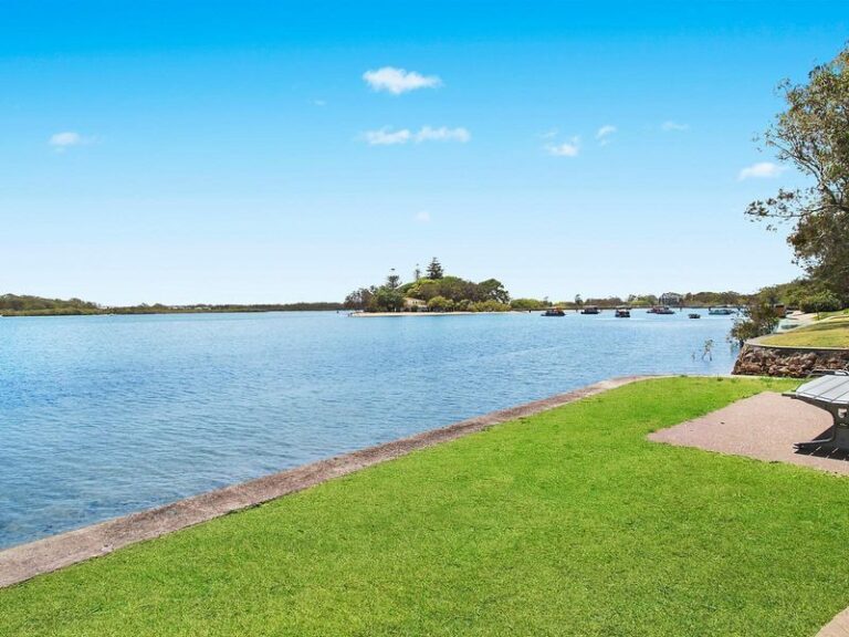 Sold - 5 O'Connor Street - New Property in MAROOCHYDORE - Real Estate by Chris Pace