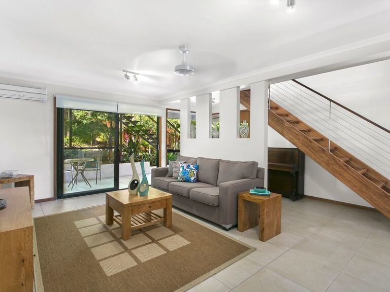Sold - 8 Lentara Crescent - New Property in MOOLOOLABA - Real Estate by Chris Pace
