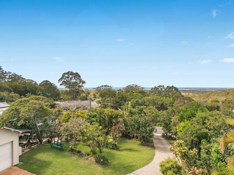 Sold - 34 Nyes Crescent - New Property in BUDERIM - Real Estate by Stuart Thomas