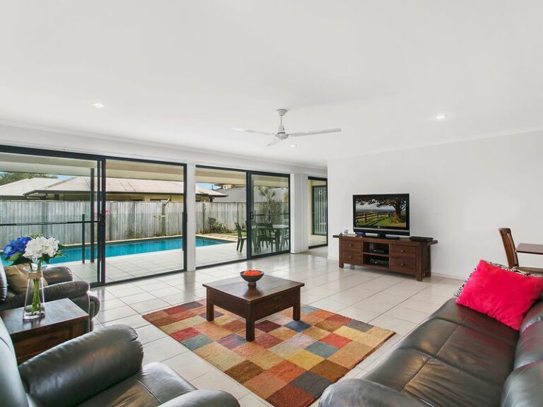 Sold - 4 Freycinet Row - New Property in BUDERIM - Real Estate by Stuart Thomas