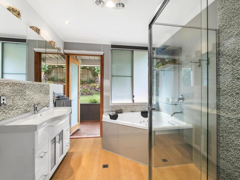 Sold - 44 Nyes Crescent - New Property in BUDERIM - Real Estate by Stuart Thomas