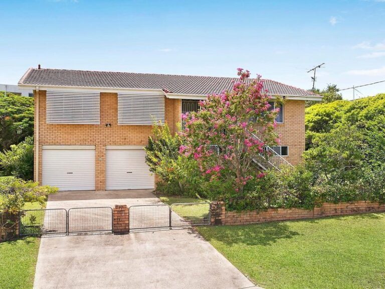 Sold - 22 Kawana Street - New Property in ALEXANDRA HEADLAND - Real Estate by Chris Pace