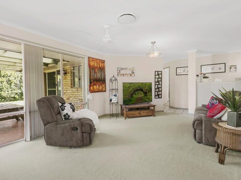 Sold - 134 University Way - New Property in SIPPY DOWNS - Real Estate by Shaun Hammill