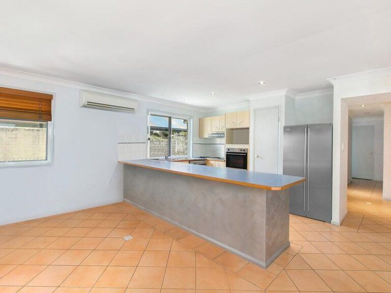 Sold - 12 Hawkesbury Court - New Property in BLI BLI - Real Estate by David Swarbrick
