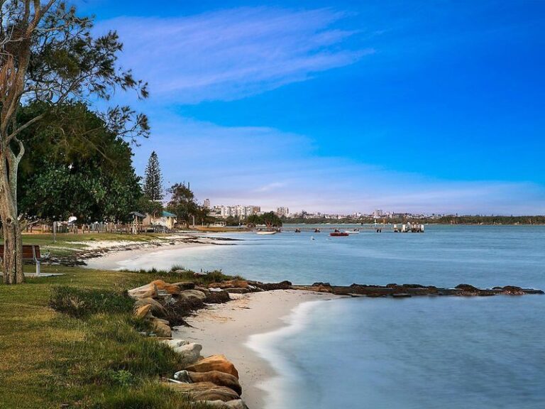Sold - 146 Esplanade - New Property in GOLDEN BEACH - Real Estate by Shaun Hammill