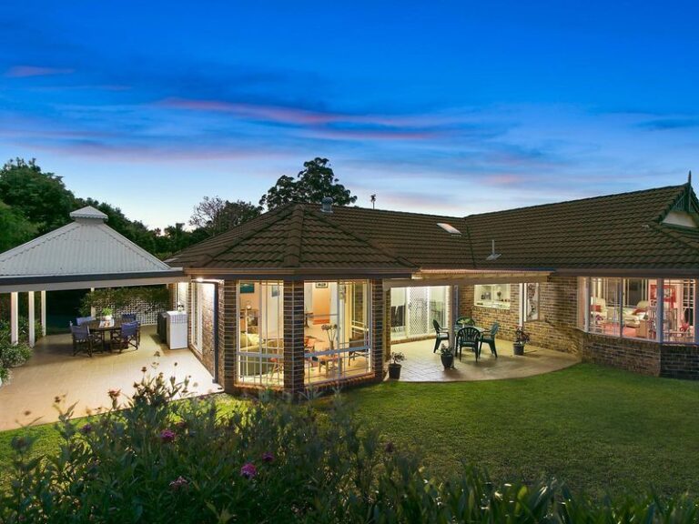 Sold - 12 Courcheval Terrace - New Property in MONS - Real Estate by Stuart Thomas