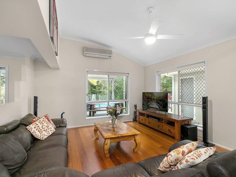 19-21 Jorl Court, BUDERIM QLD 4556 - photo 2