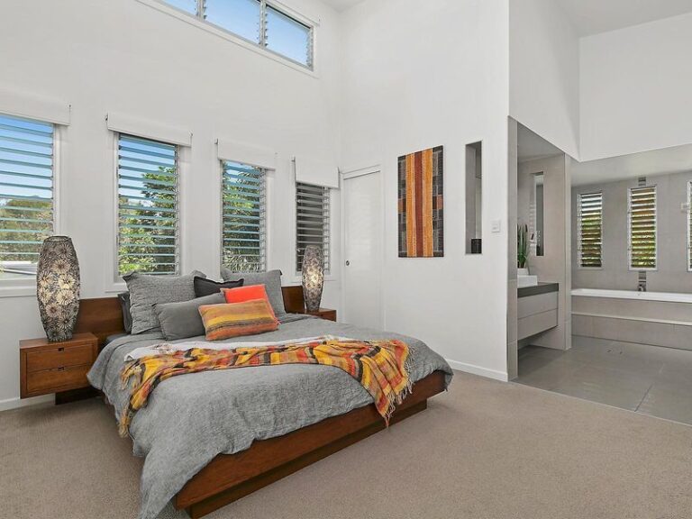 Sold - 43 Anchorage Circuit - New Property in TWIN WATERS - Real Estate by Stuart Thomas