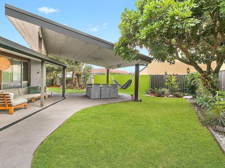 Sold - 2/5 Bareena Place - New Property in WARANA - Real Estate by Chris Pace