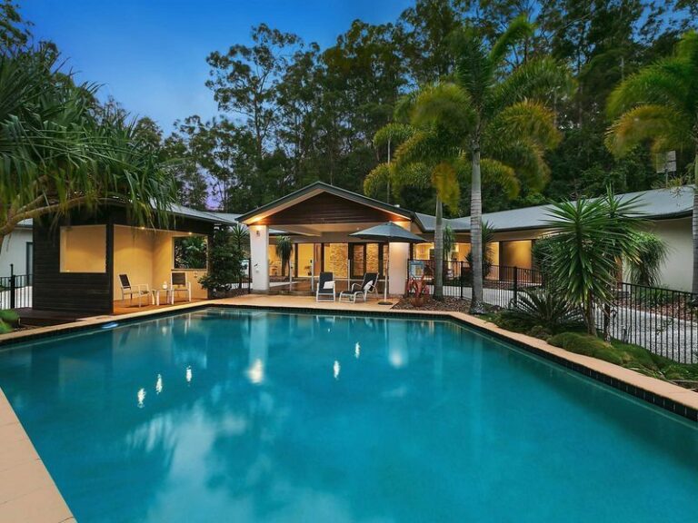 Sold - 129 Glenfinnan Court - New Property in FOREST GLEN - Real Estate by Stuart Thomas