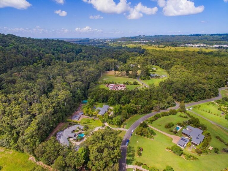 Sold - 129 Glenfinnan Court - New Property in FOREST GLEN - Real Estate by Stuart Thomas