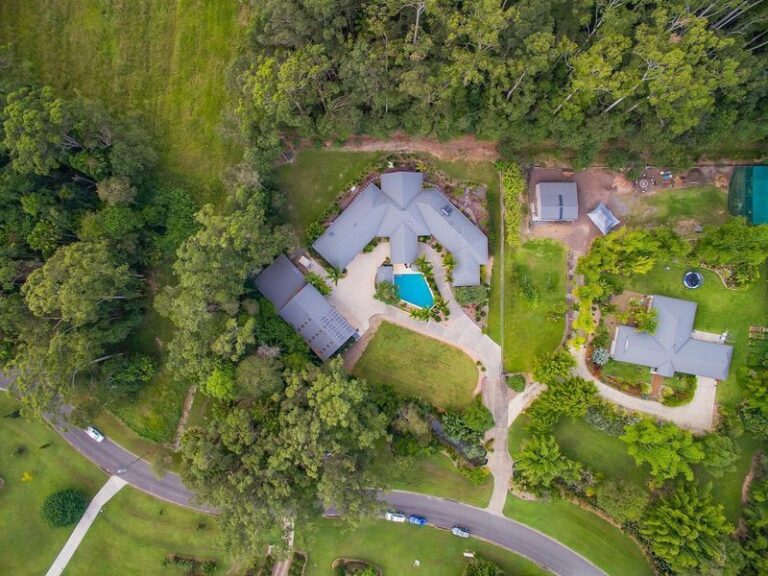 Sold - 129 Glenfinnan Court - New Property in FOREST GLEN - Real Estate by Stuart Thomas