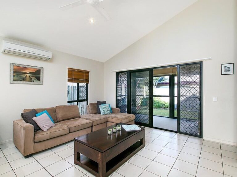 Sold - 19 St Lucia Crescent - New Property in KAWANA ISLAND - Real Estate by Carlie Penn