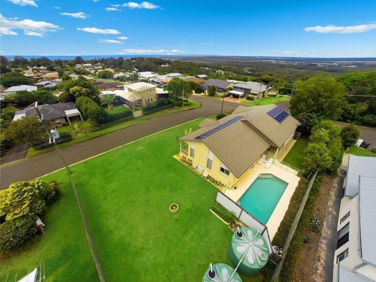 Sold - 21 Lavarack Crescent - New Property in BUDERIM - Real Estate by Chris Pace