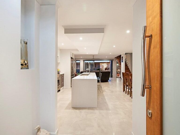 14 Cinnamon Avenue, COOLUM BEACH QLD 4573 - photo 2