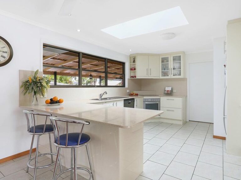 Sold - 18 Dinmore Street - New Property in WOOMBYE - Real Estate by Shaun Hammill