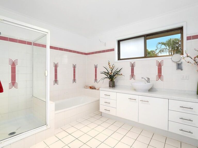 Sold - 18 Dinmore Street - New Property in WOOMBYE - Real Estate by Shaun Hammill