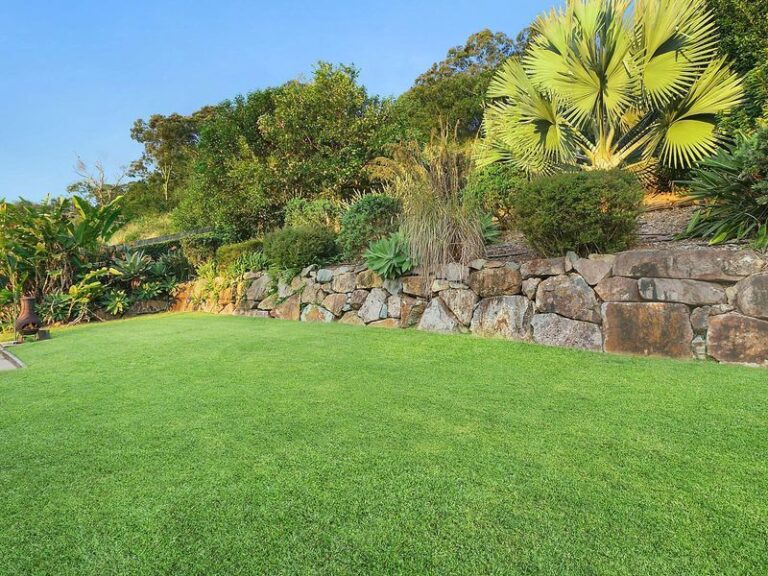 21 Avalon Street, COOLUM BEACH QLD 4573 - photo 6