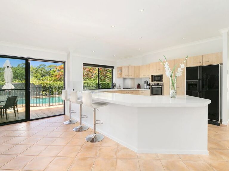 Sold - 16 Craigow Court - New Property in DIDDILLIBAH - Real Estate by Stuart Thomas