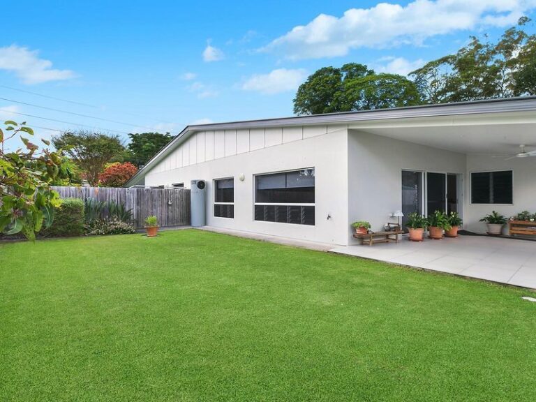 2/4 Fielding Street, BUDERIM QLD 4556 - photo 3